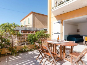 T2 climatisé avec WIFI, proche plage, parking privé, rénové 2023, terrasse, animaux non admis - FR-1-409-225